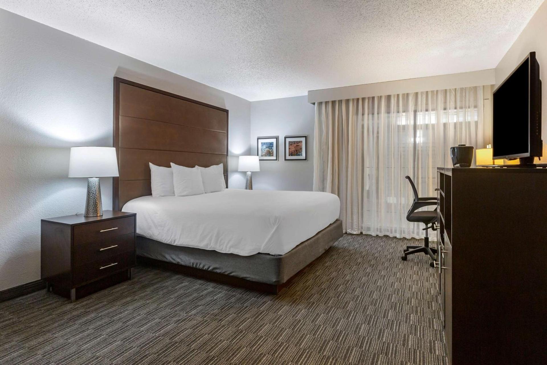 Best Western Plus Como Park Hotel photo 20