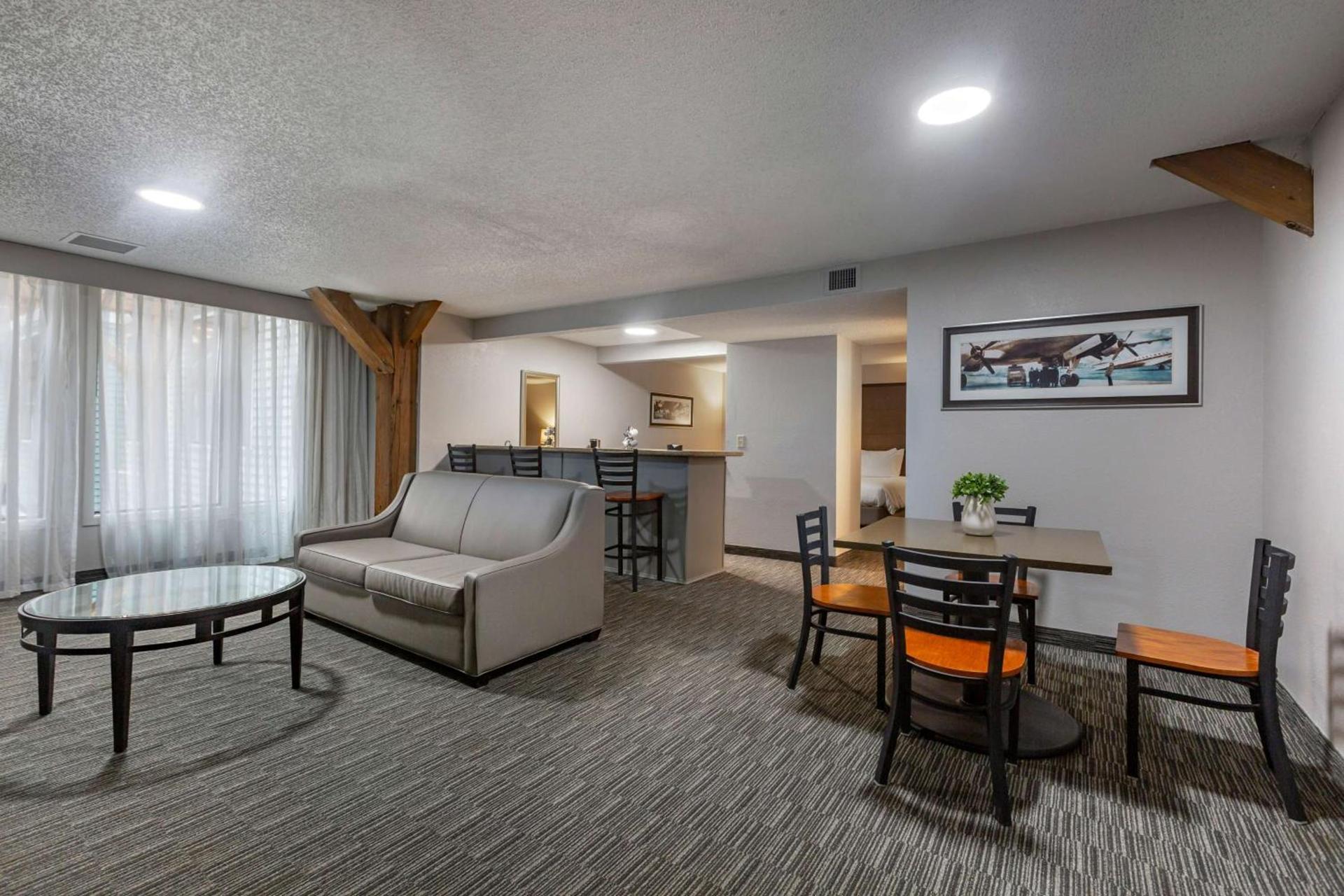 Best Western Plus Como Park Hotel photo 26