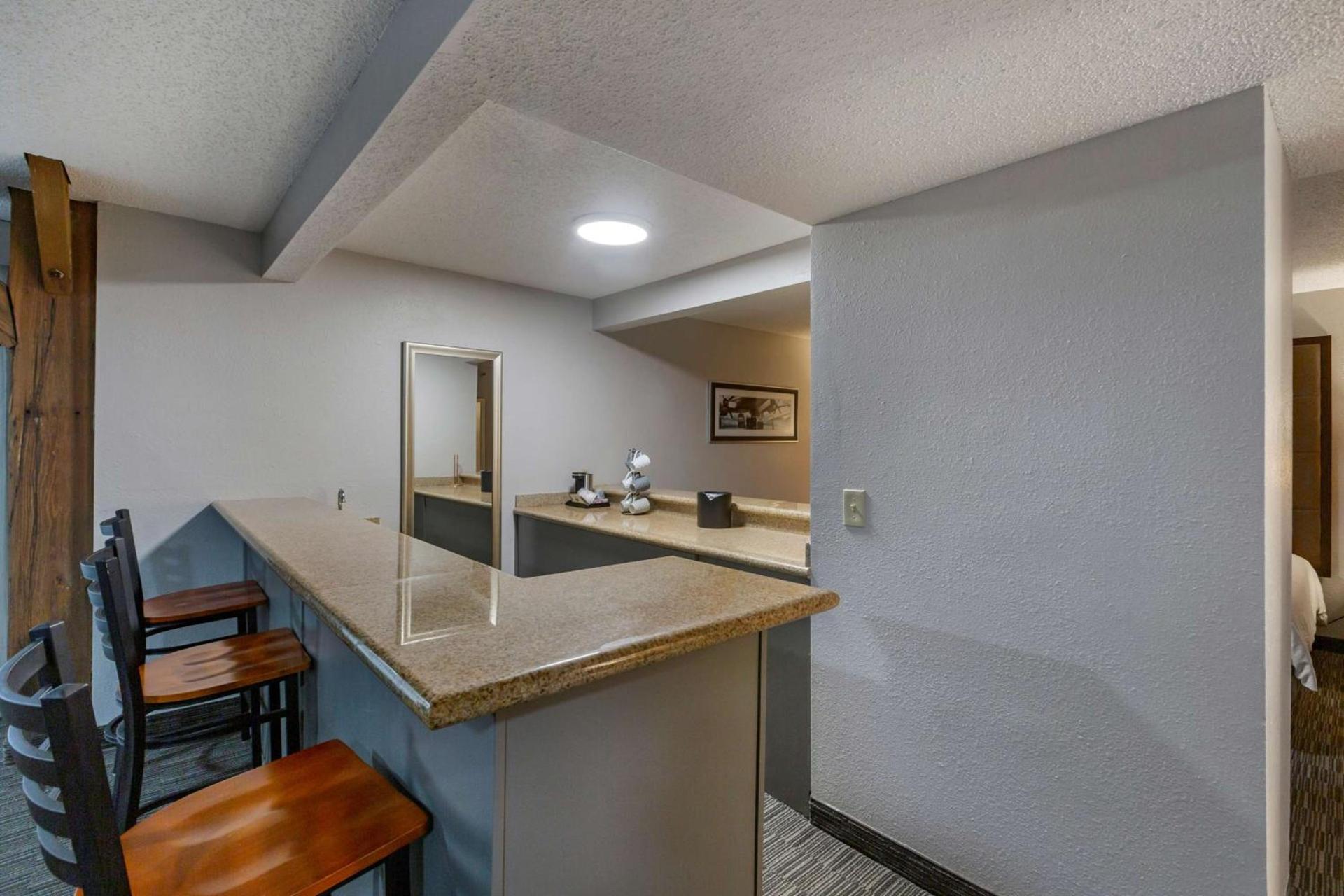Best Western Plus Como Park Hotel photo 27