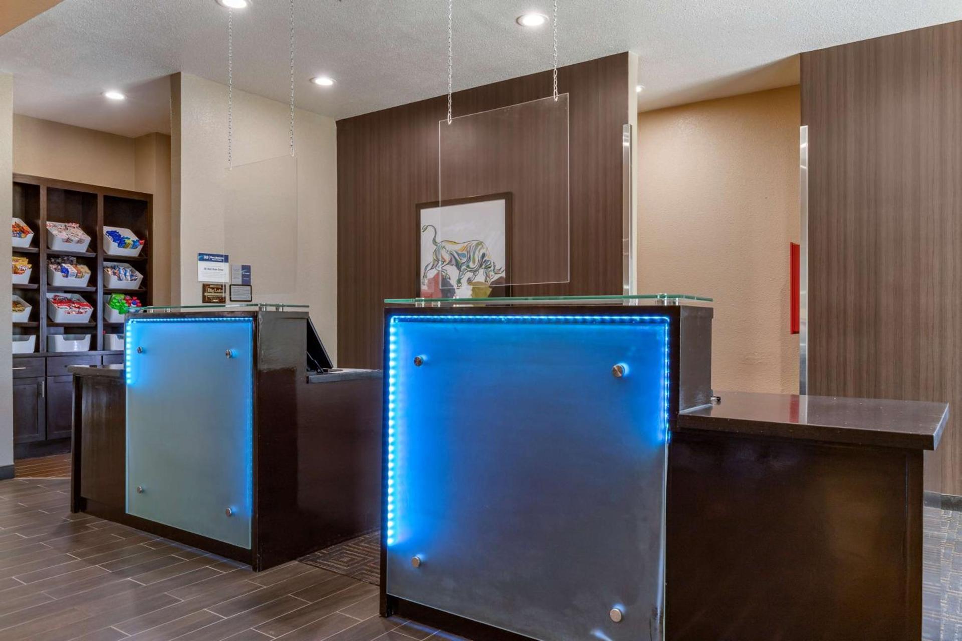 Best Western Plus Big Lake Inn photo 9