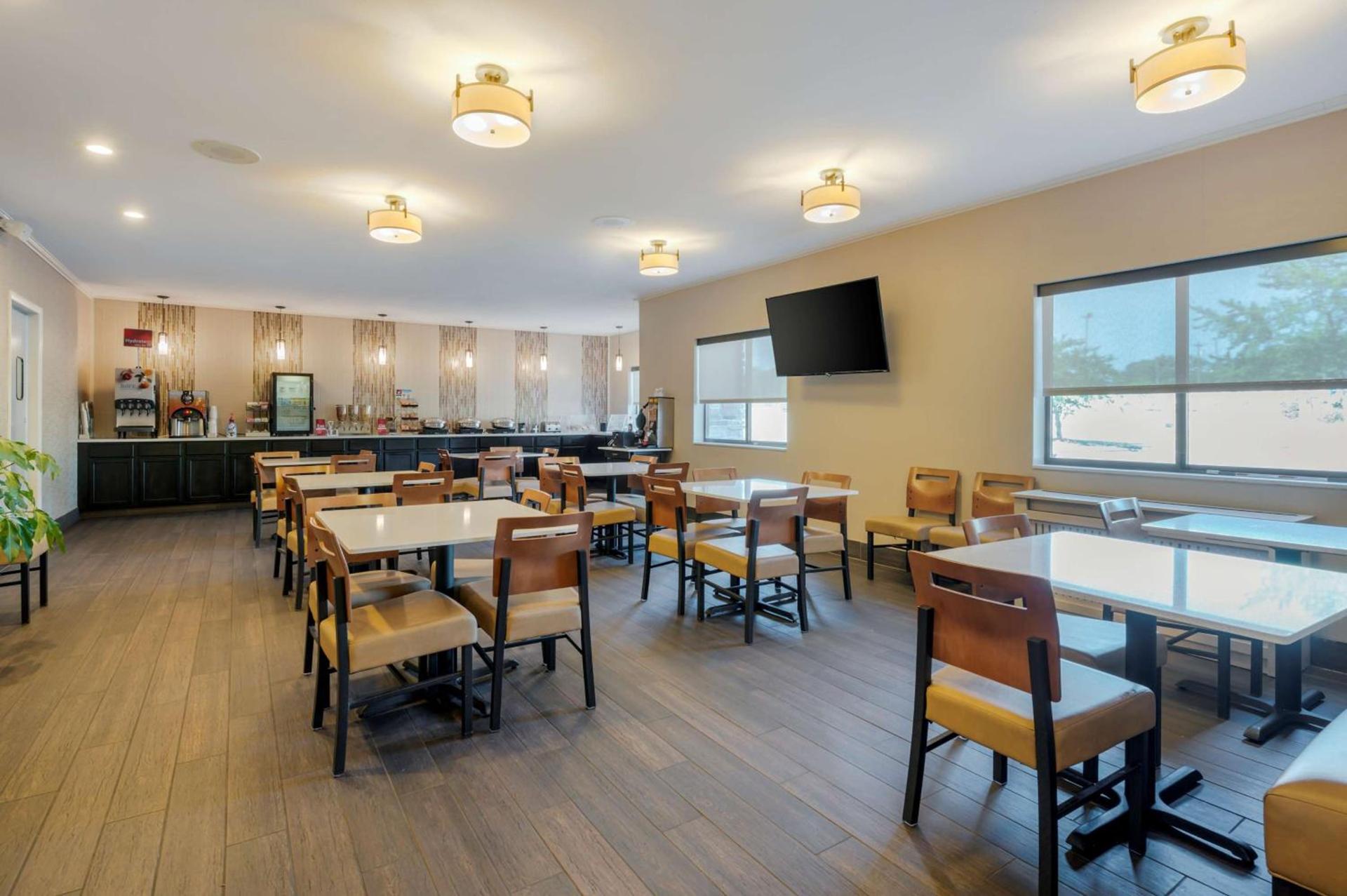 Best Western Plus Warsaw photo 5