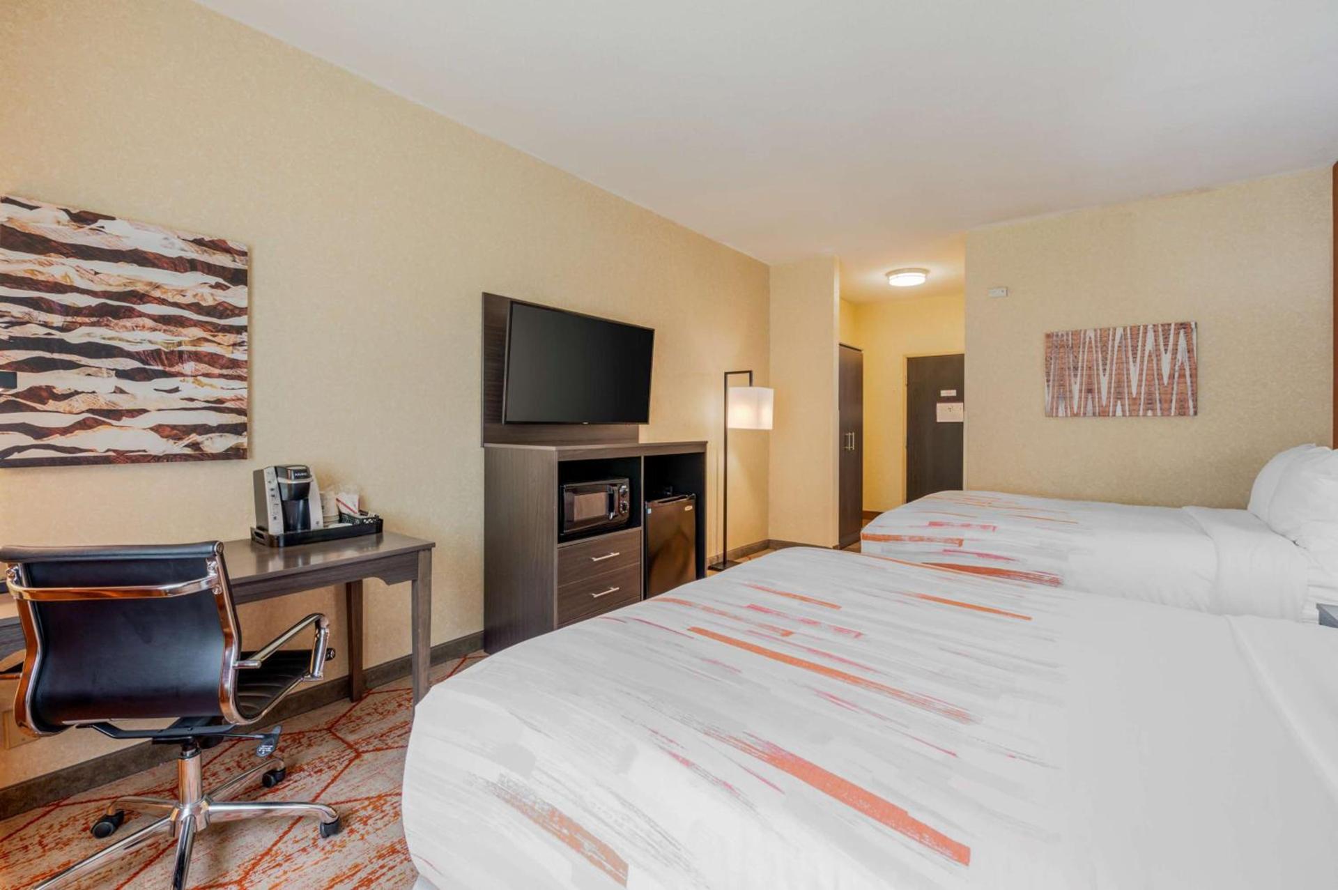 Best Western Plus Warsaw photo 10