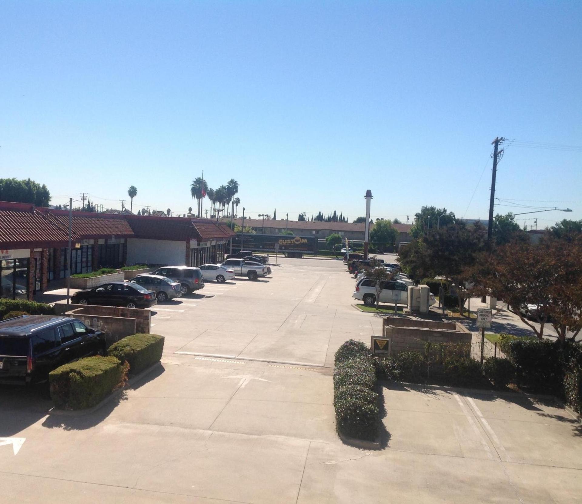 Eunice Plaza Motel photo 36