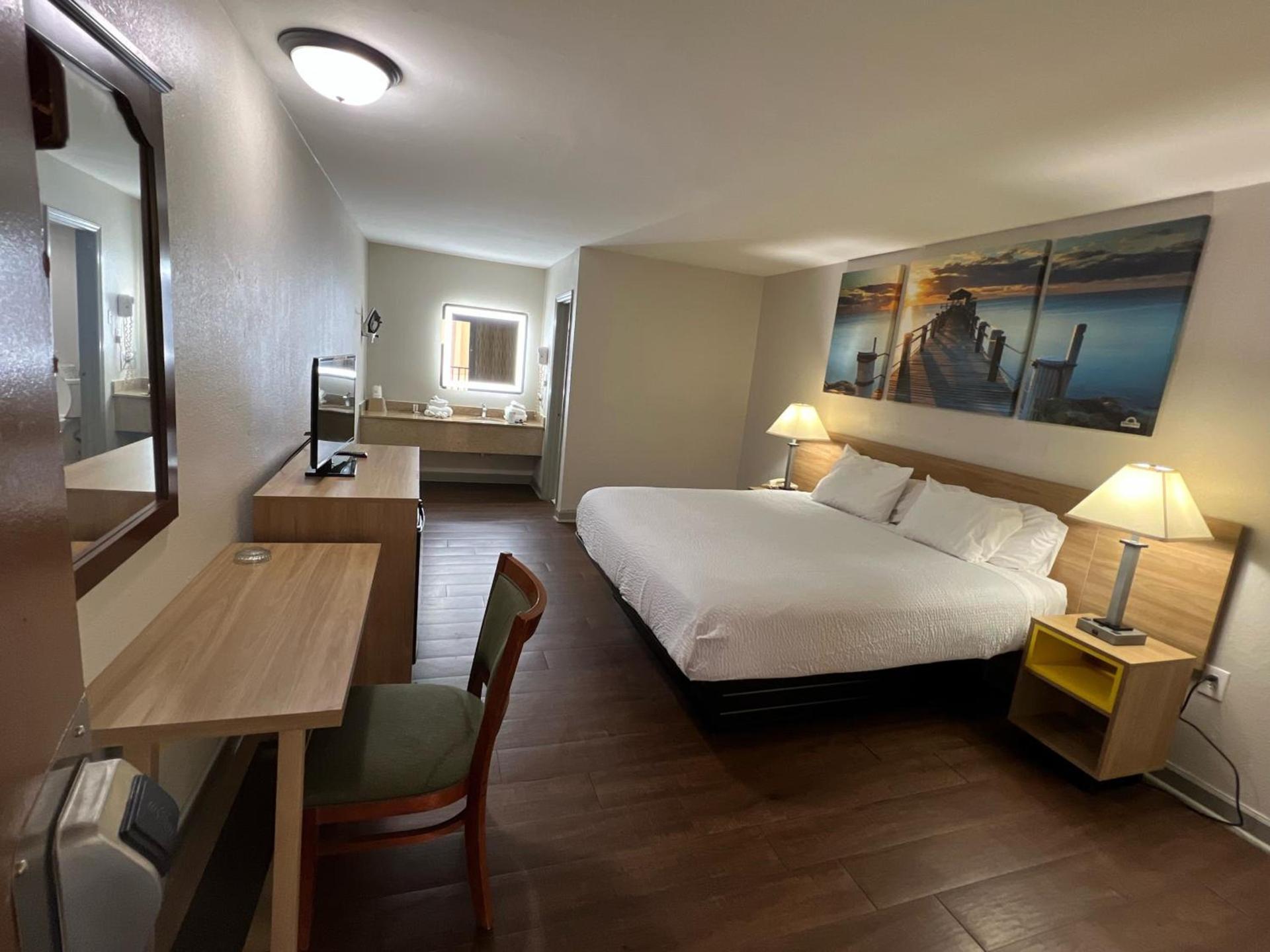 Days Inn by Wyndham Elizabeth City photo 4