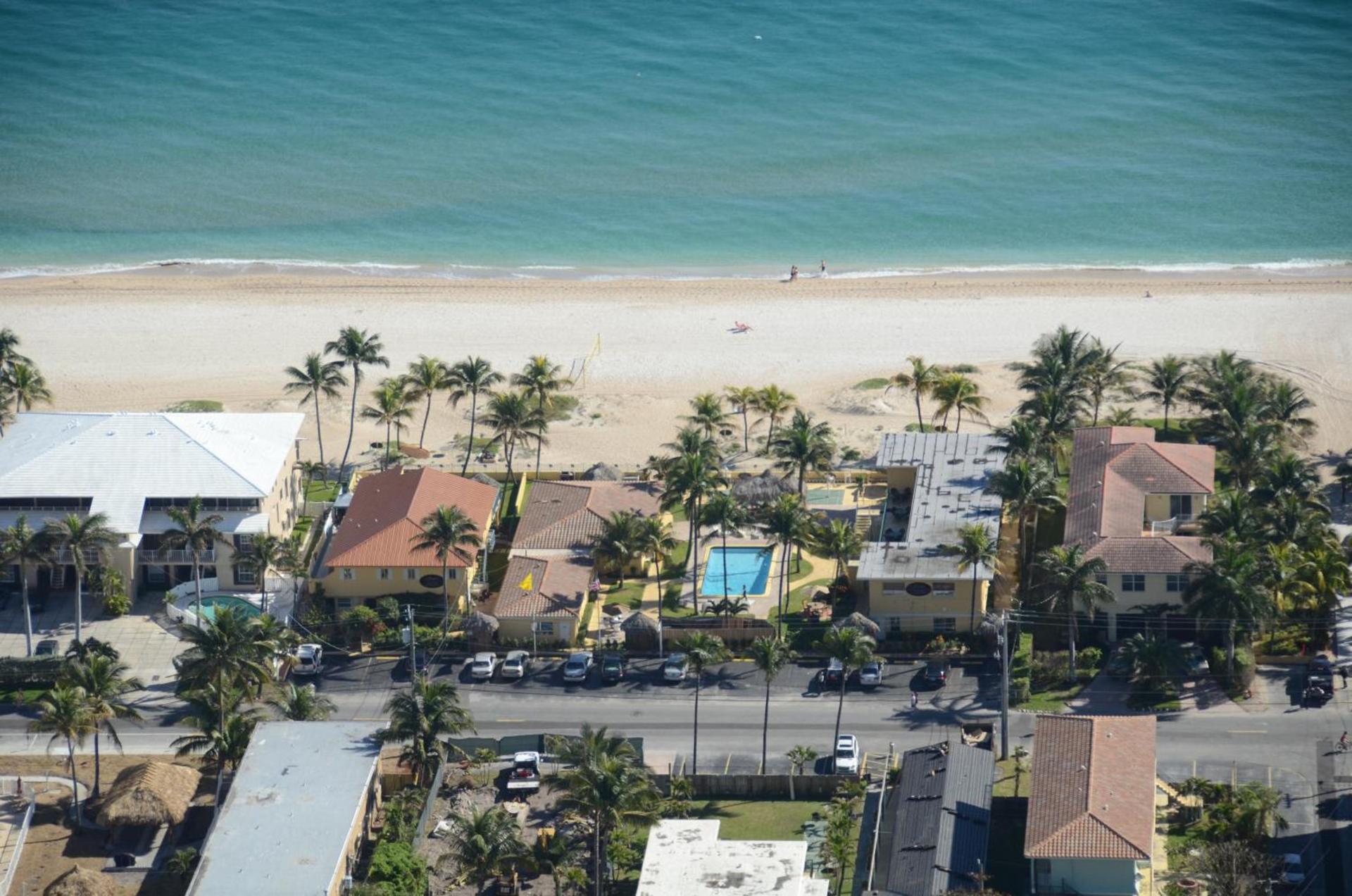 Ebb Tide Resort photo 1