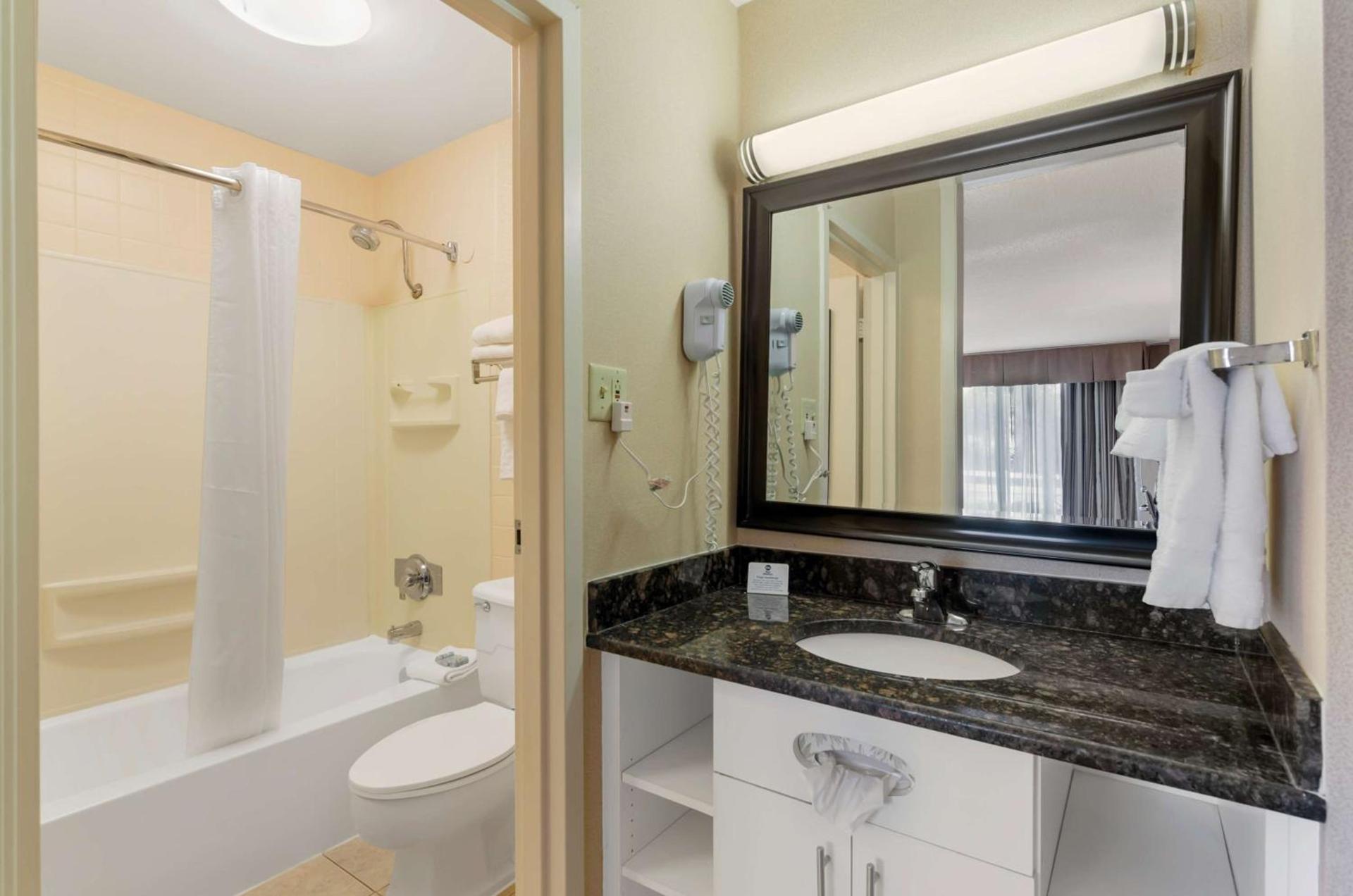 Best Western Lexington Inn photo 17