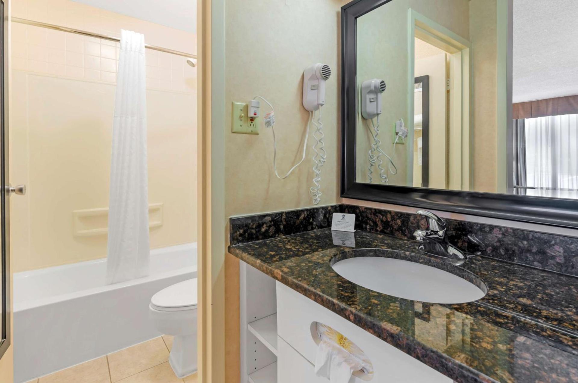 Best Western Lexington Inn photo 21