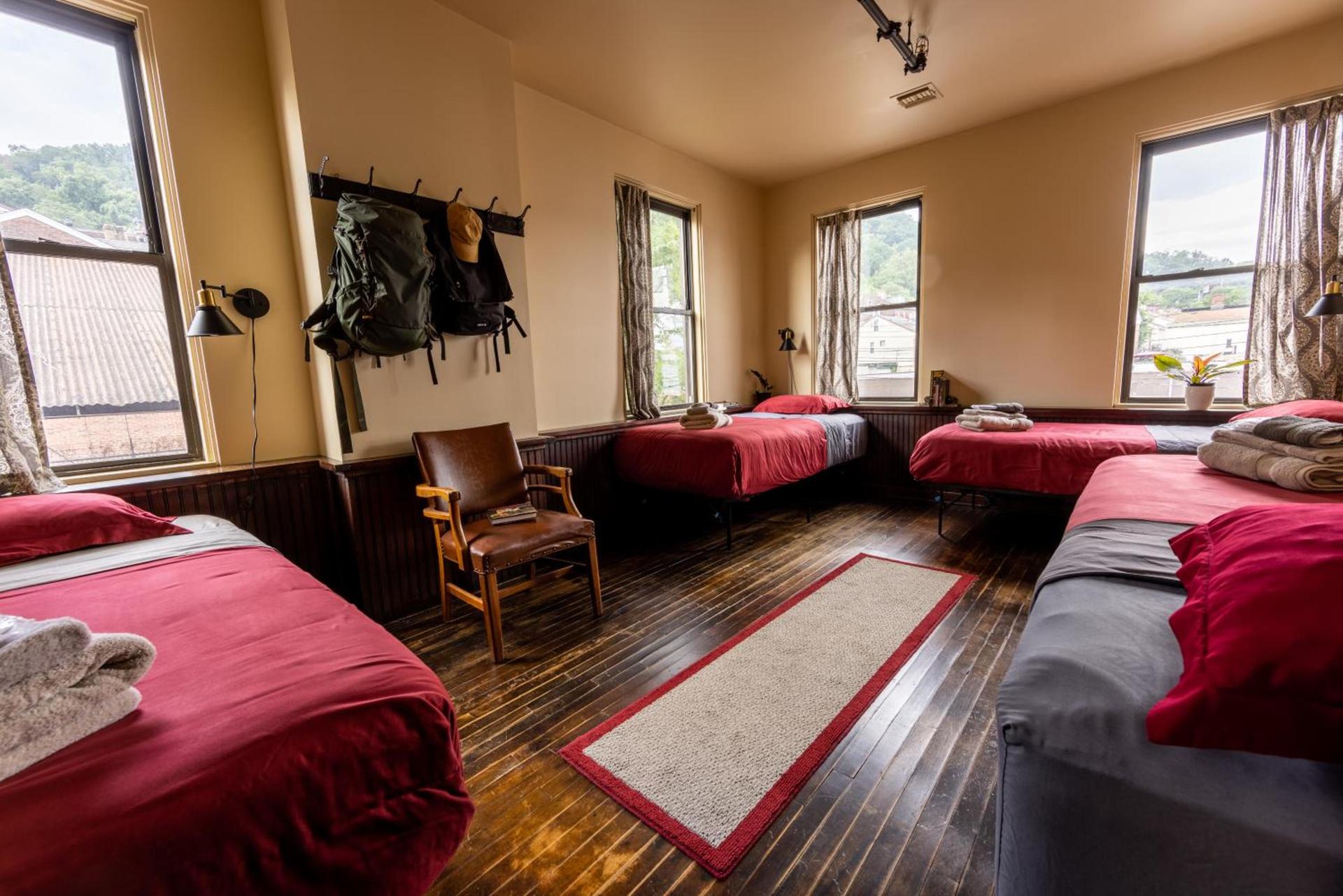 Traveler's Rest Hotel photo 11