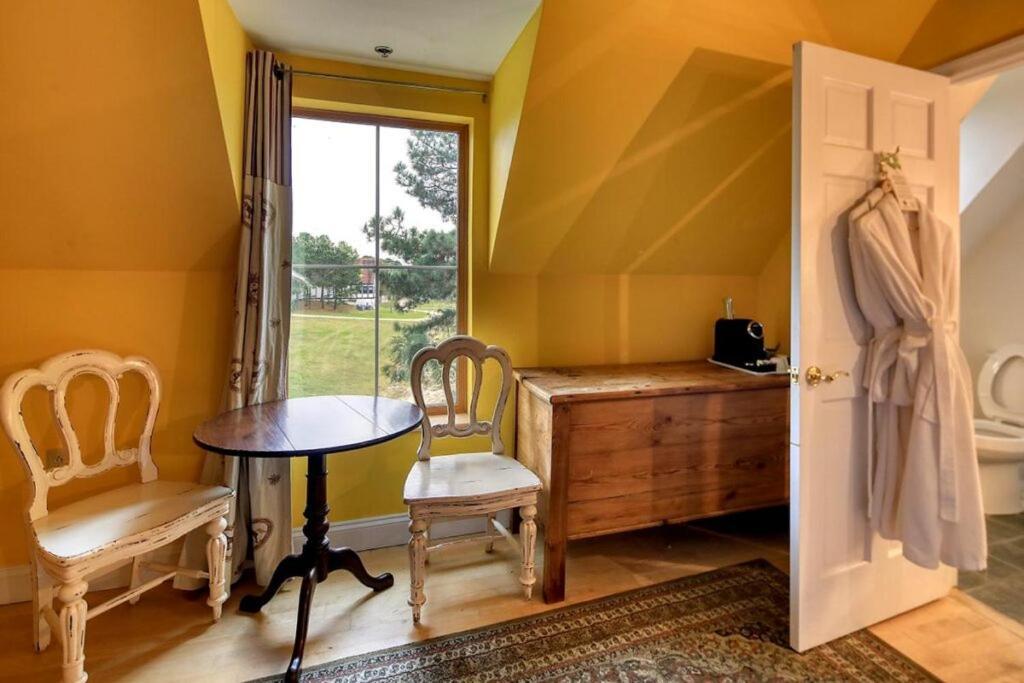 Wedmore Place photo 75
