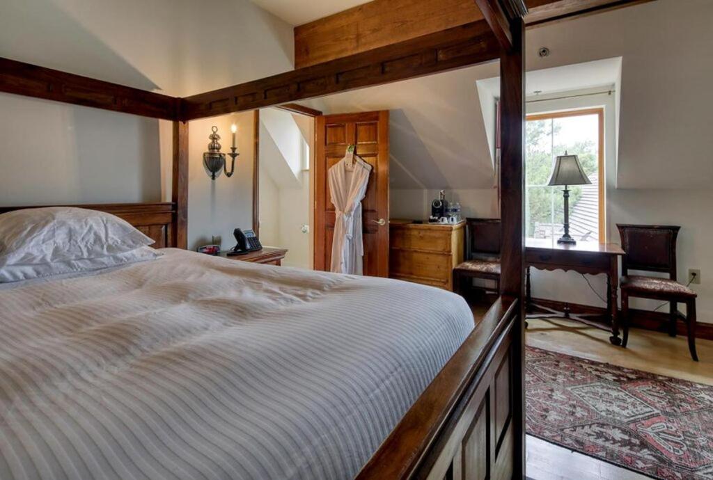 Wedmore Place photo 89