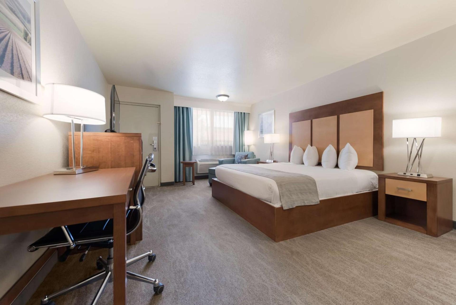 Best Western Foothills Inn photo 10