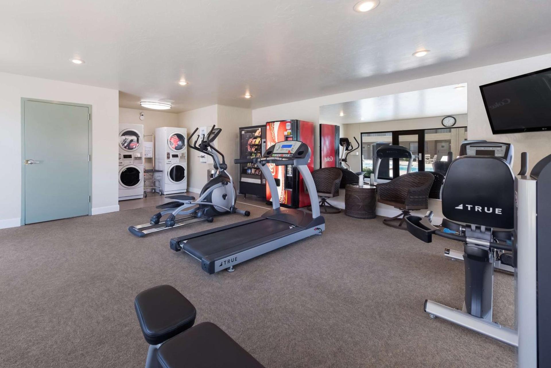 Best Western Foothills Inn photo 7
