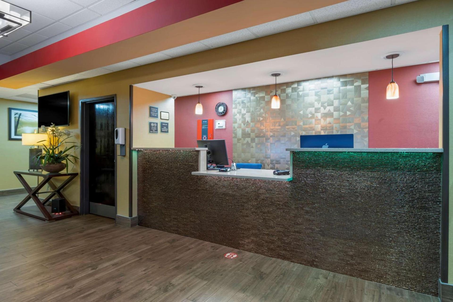 Best Western Seneca-Clemson photo 5