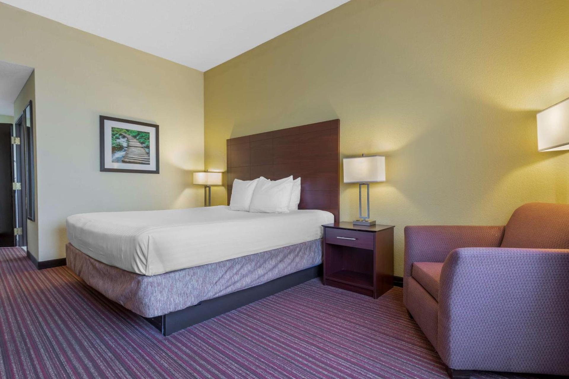 Best Western Seneca-Clemson photo 12