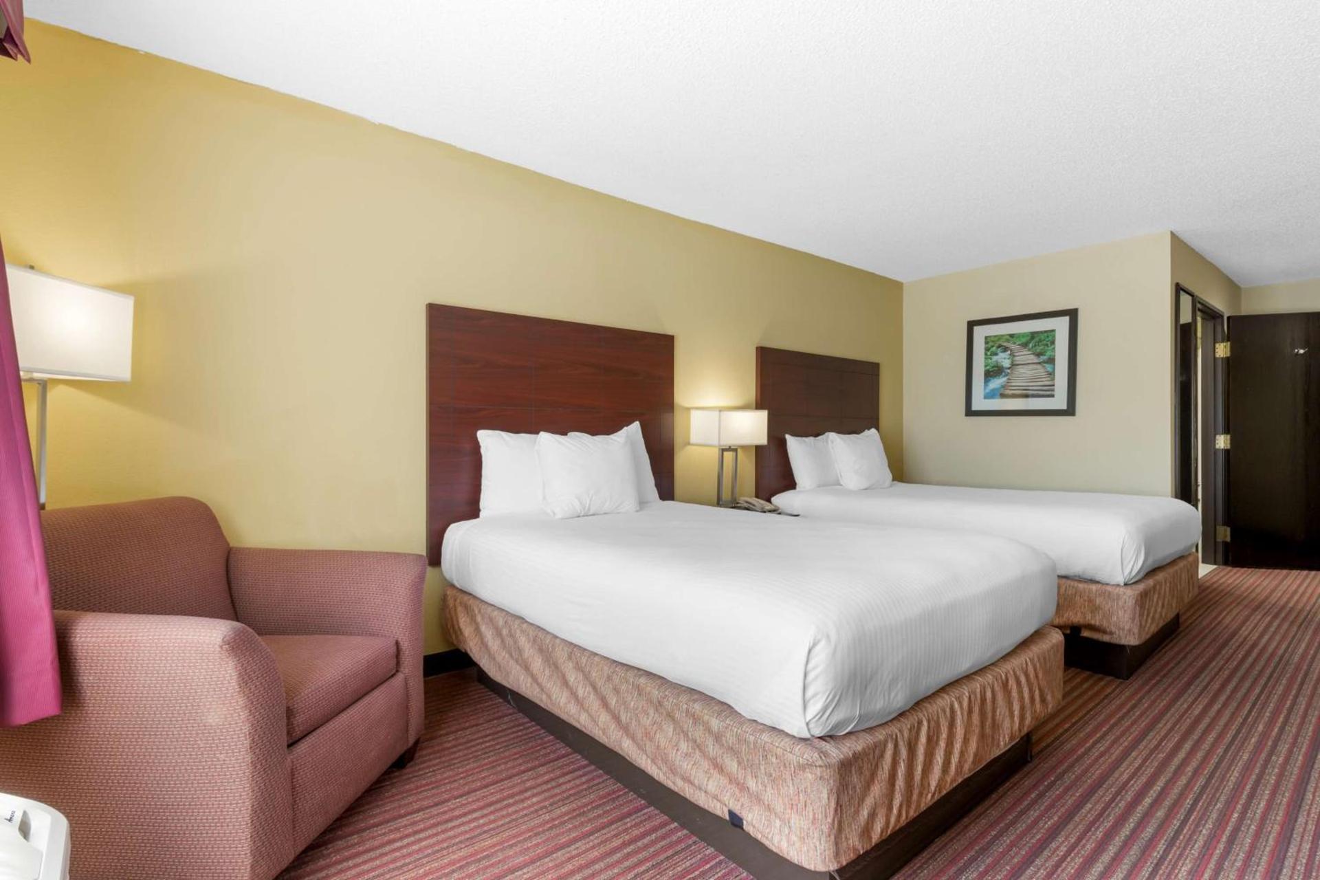 Best Western Seneca-Clemson photo 14