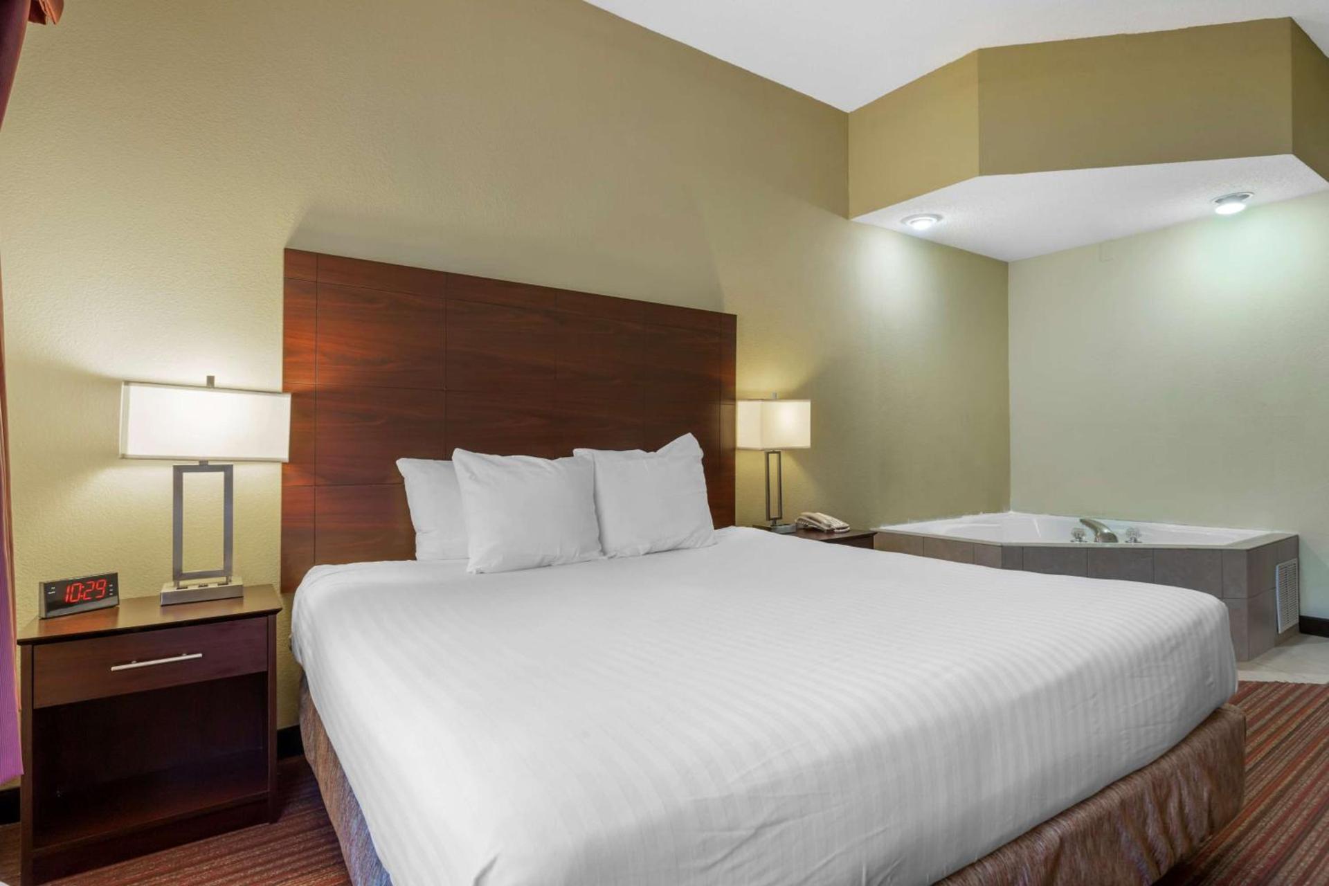 Best Western Seneca-Clemson photo 8