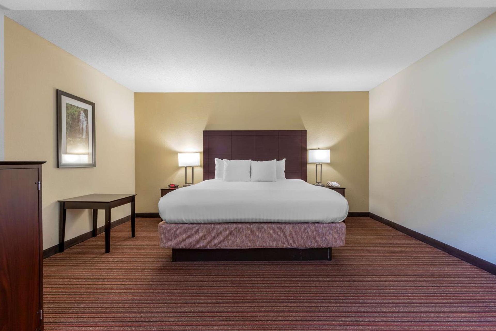 Best Western Seneca-Clemson photo 19