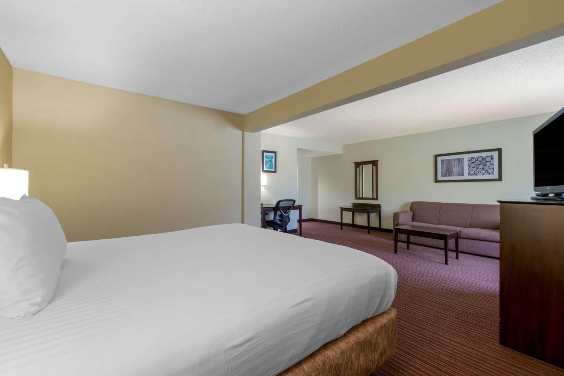Best Western Seneca-Clemson photo 20