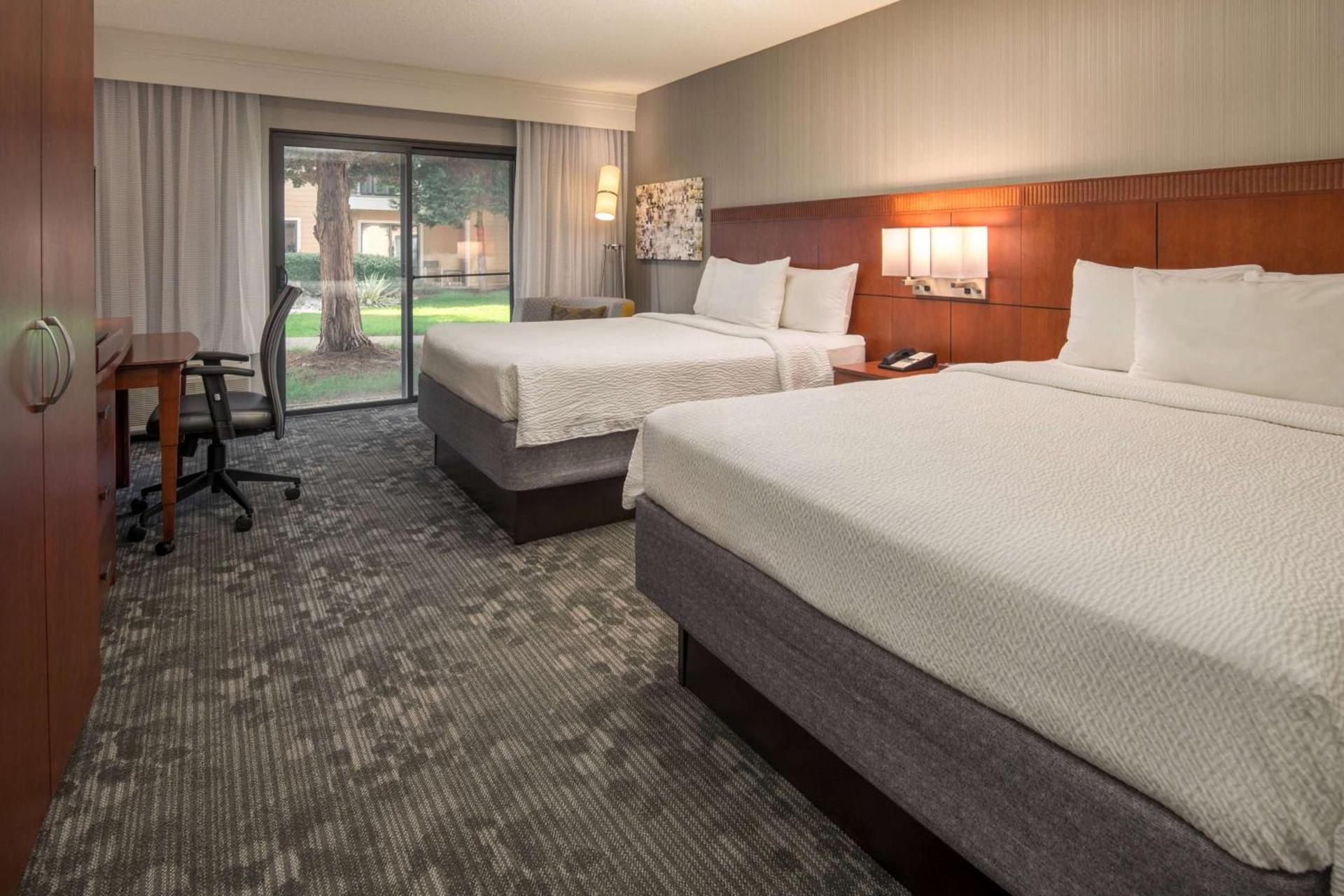 Sonesta Select Seattle Bellevue Redmond photo 31
