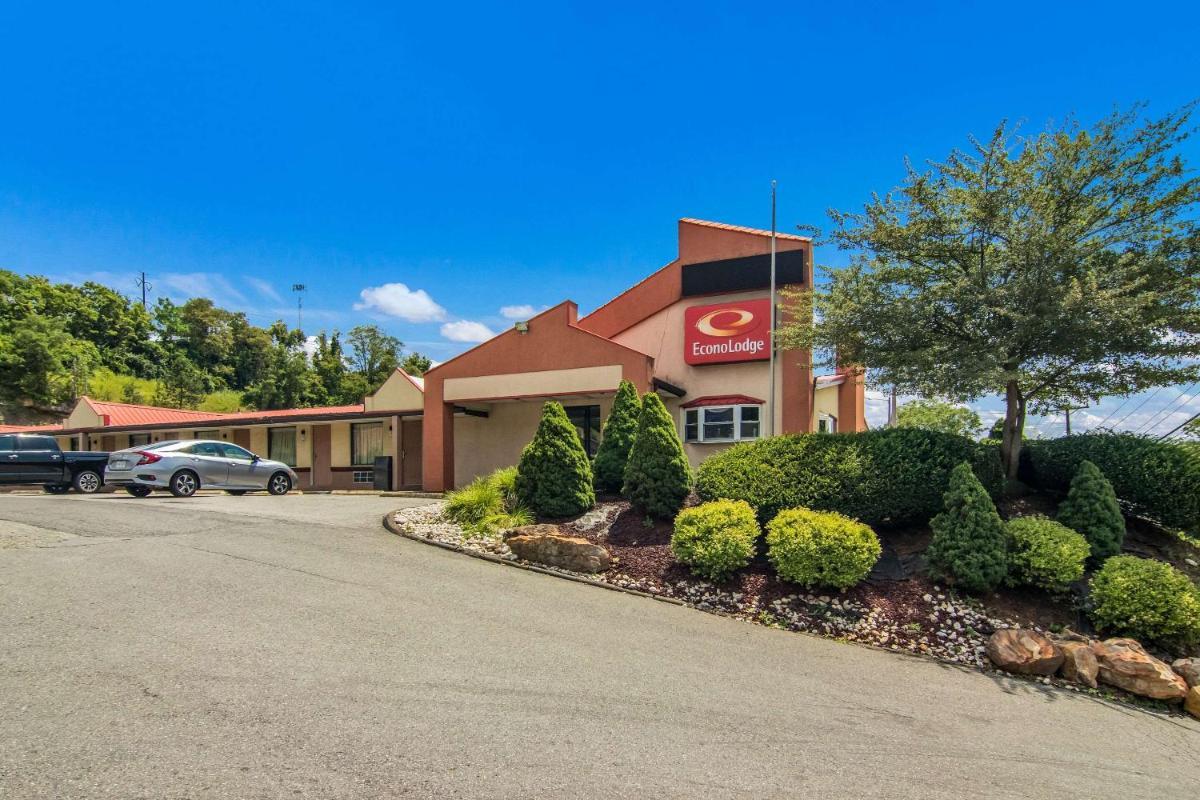 Econo Lodge Pittsburgh I-79 photo 5