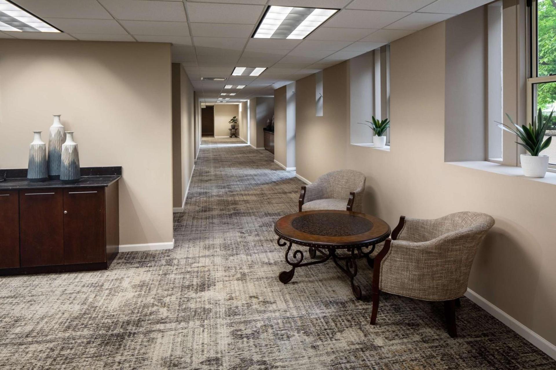 The Elms Hotel & Spa, a Destination by Hyatt Hotel photo 2
