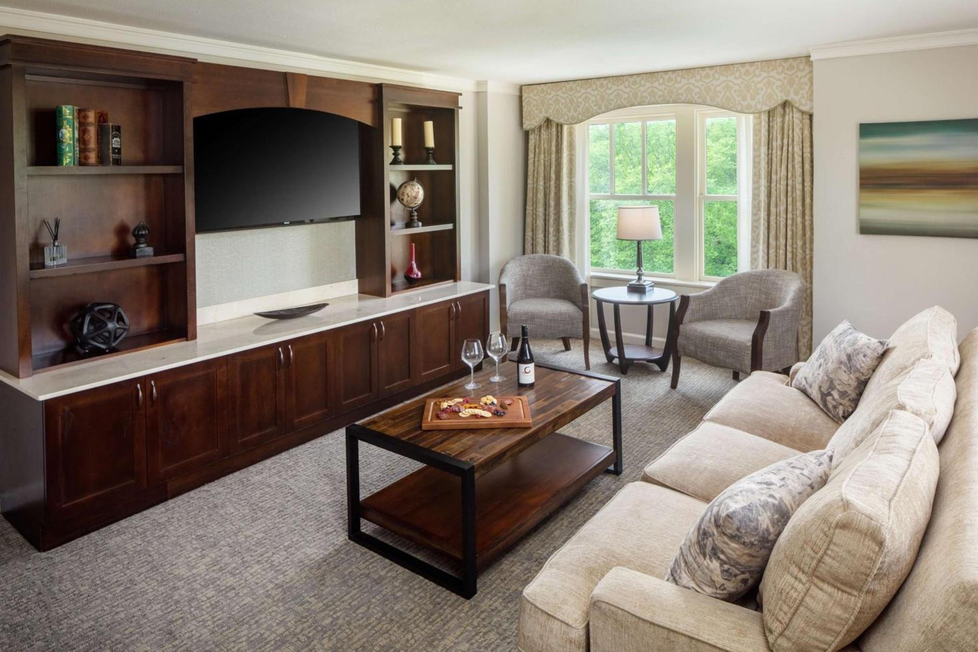 The Elms Hotel & Spa, a Destination by Hyatt Hotel photo 30