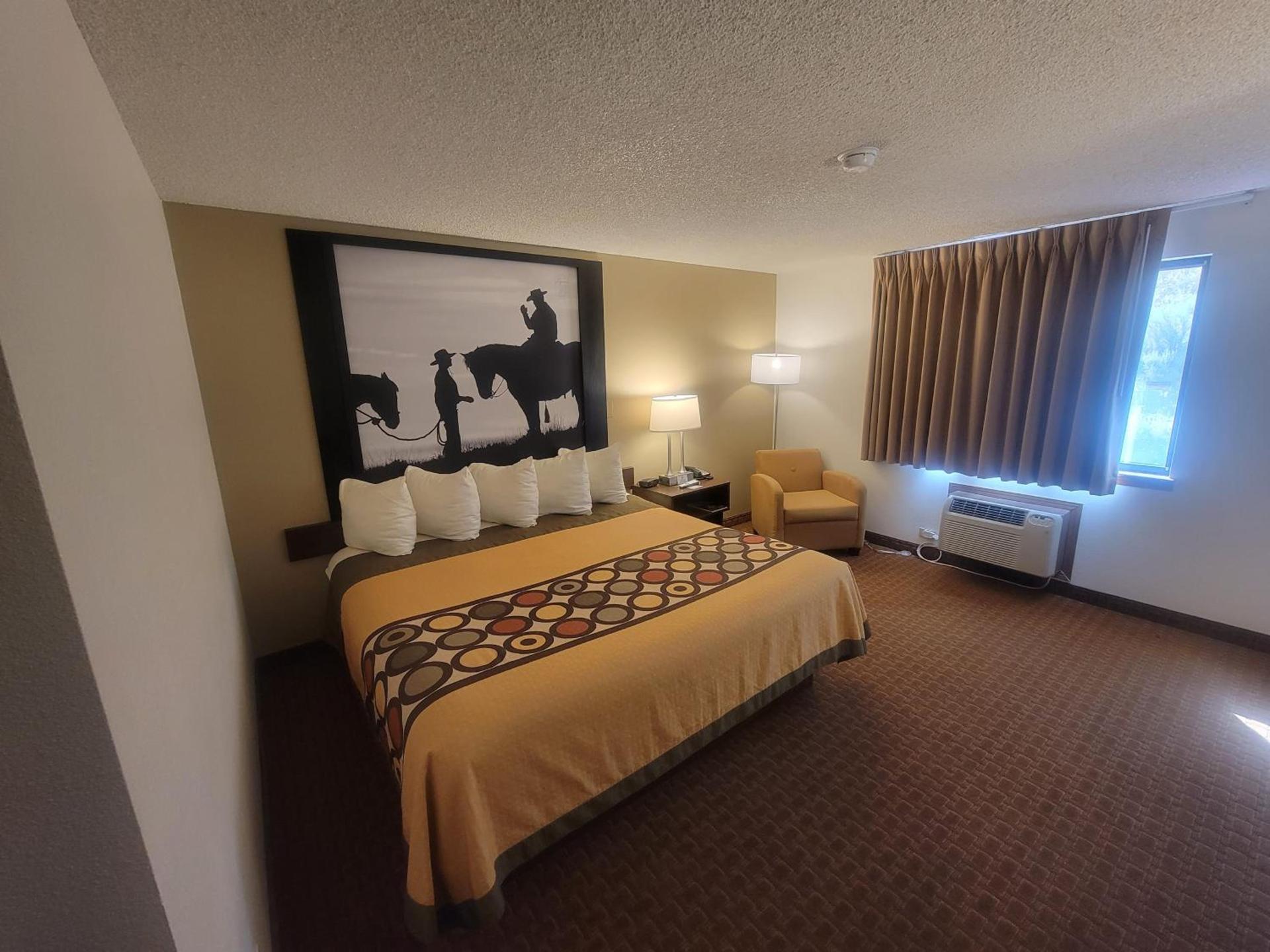 Super 8 by Wyndham Cody photo 47