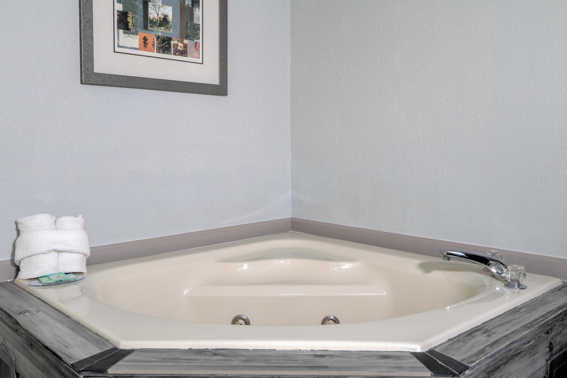 Belle Aire Motel - Downtown Convention Center - Gatlinburg photo 19