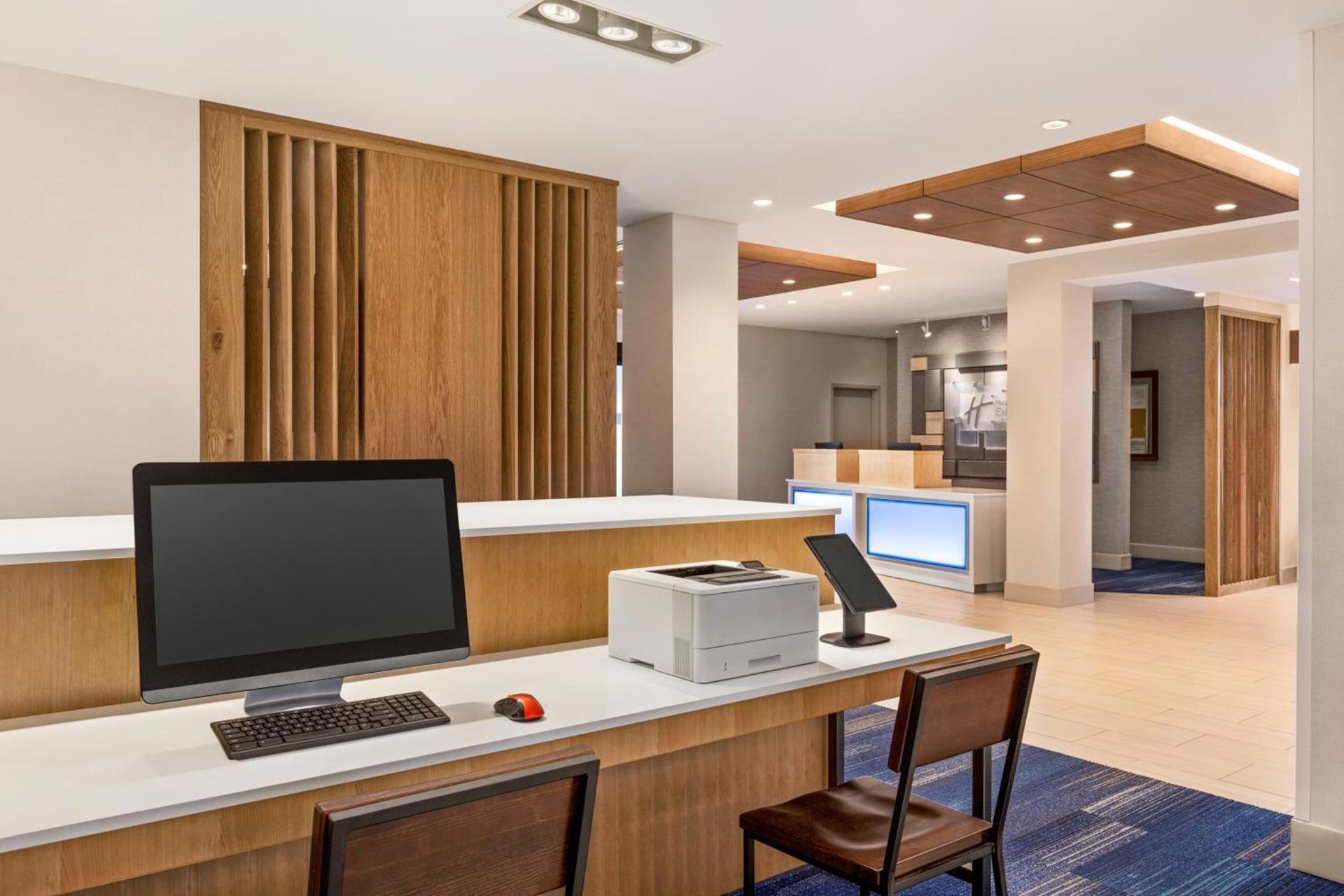 Holiday Inn Express & Suites Denver Airport by IHG photo 26