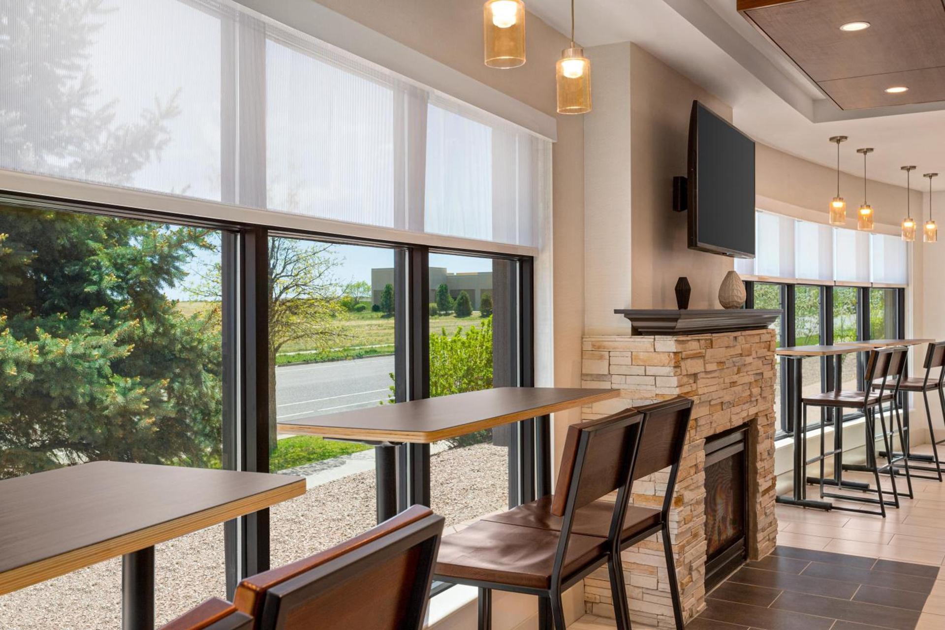 Holiday Inn Express & Suites Denver Airport by IHG photo 29
