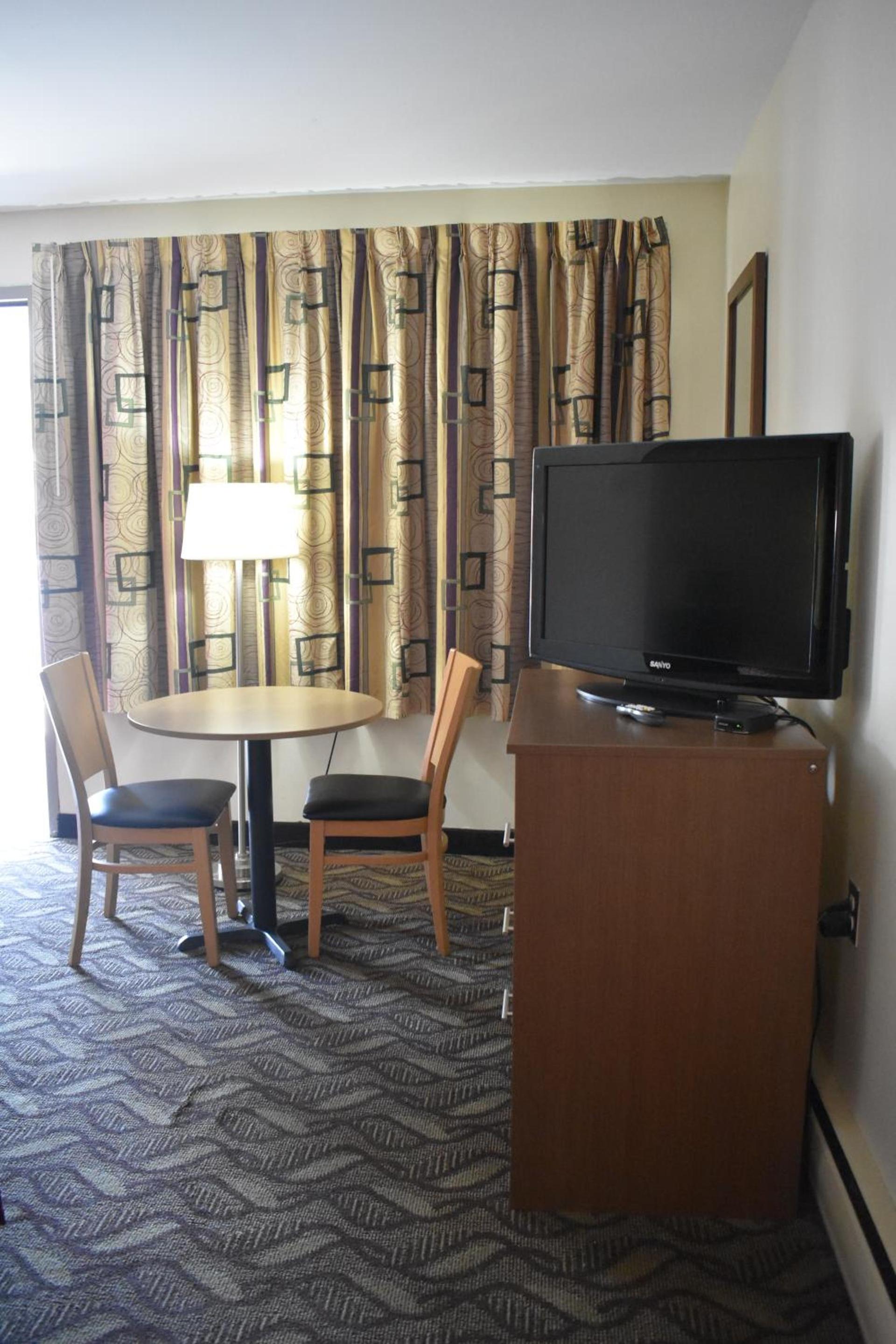 South Hills Motel photo 8