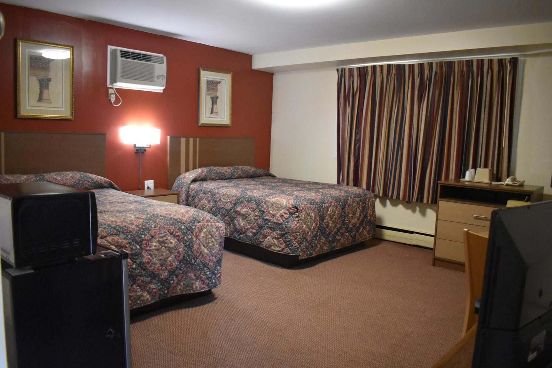 South Hills Motel photo 20