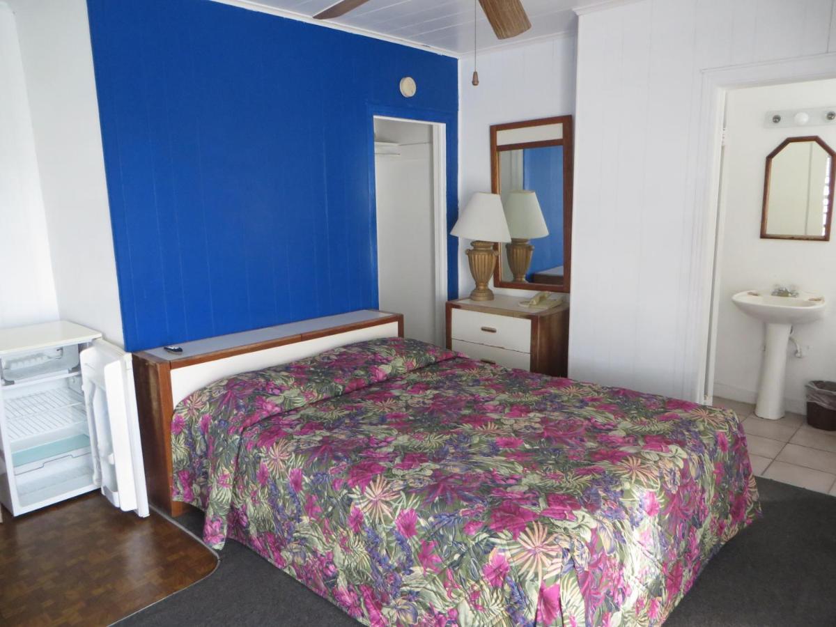 Royal Palms Motel photo 6
