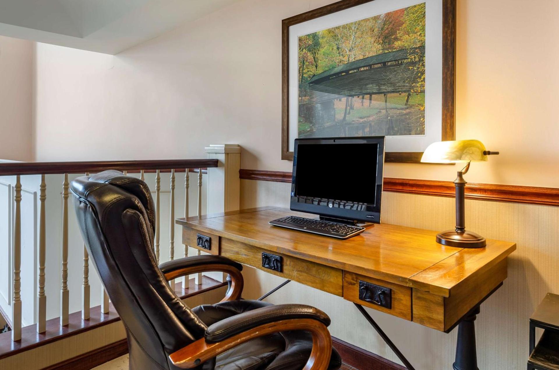 Best Western Plus Inn at Hunt Ridge photo 35