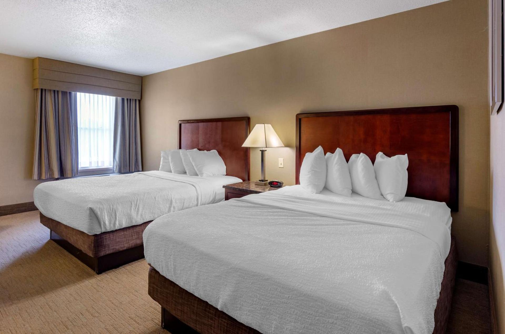 Best Western Plus Inn at Hunt Ridge photo 4
