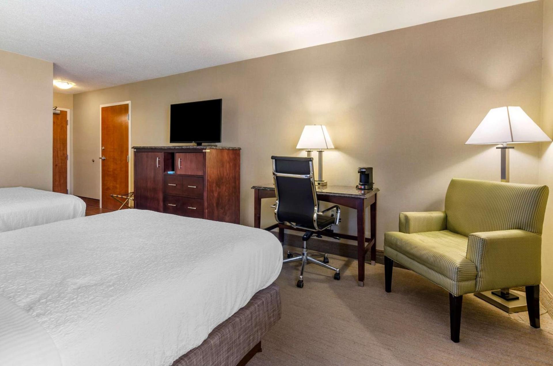 Best Western Plus Inn at Hunt Ridge photo 10