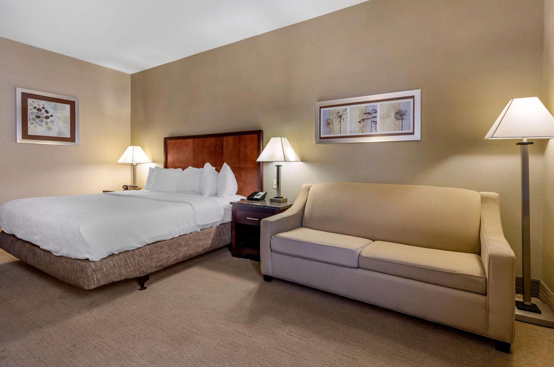 Best Western Plus Inn at Hunt Ridge photo 5