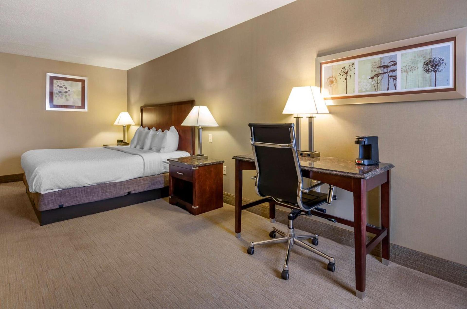 Best Western Plus Inn at Hunt Ridge photo 19