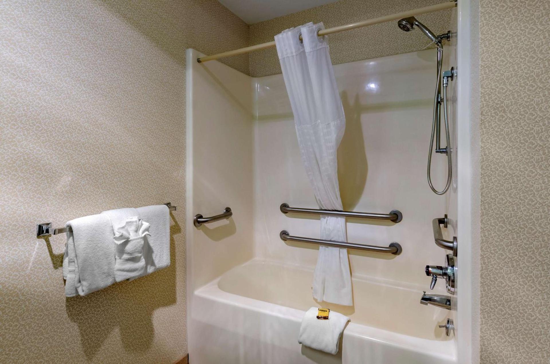 Best Western Plus Inn at Hunt Ridge photo 29