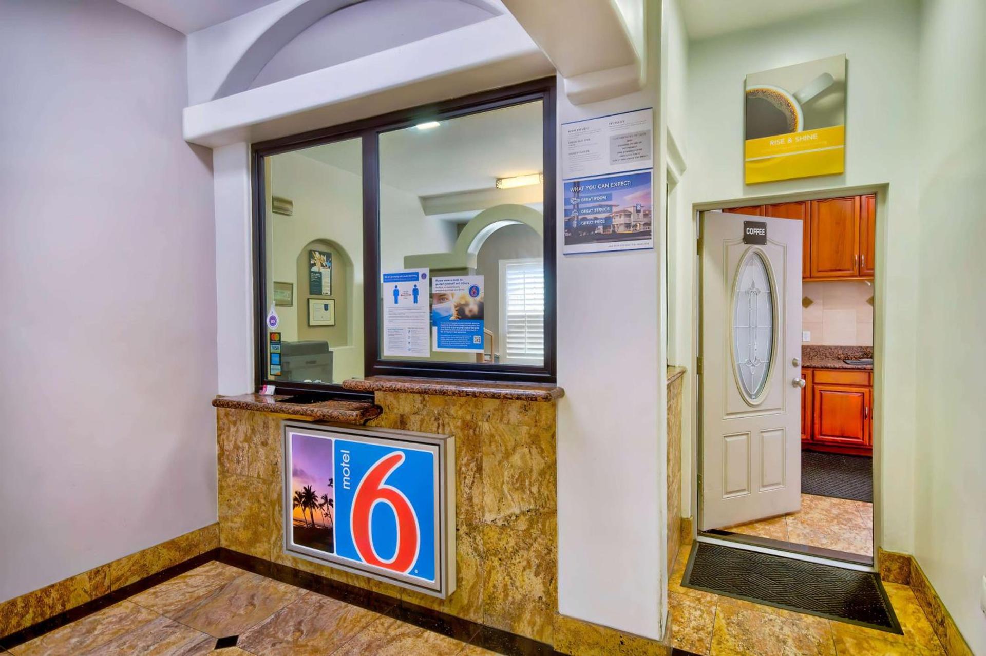 Motel 6-Inglewood, CA photo 24