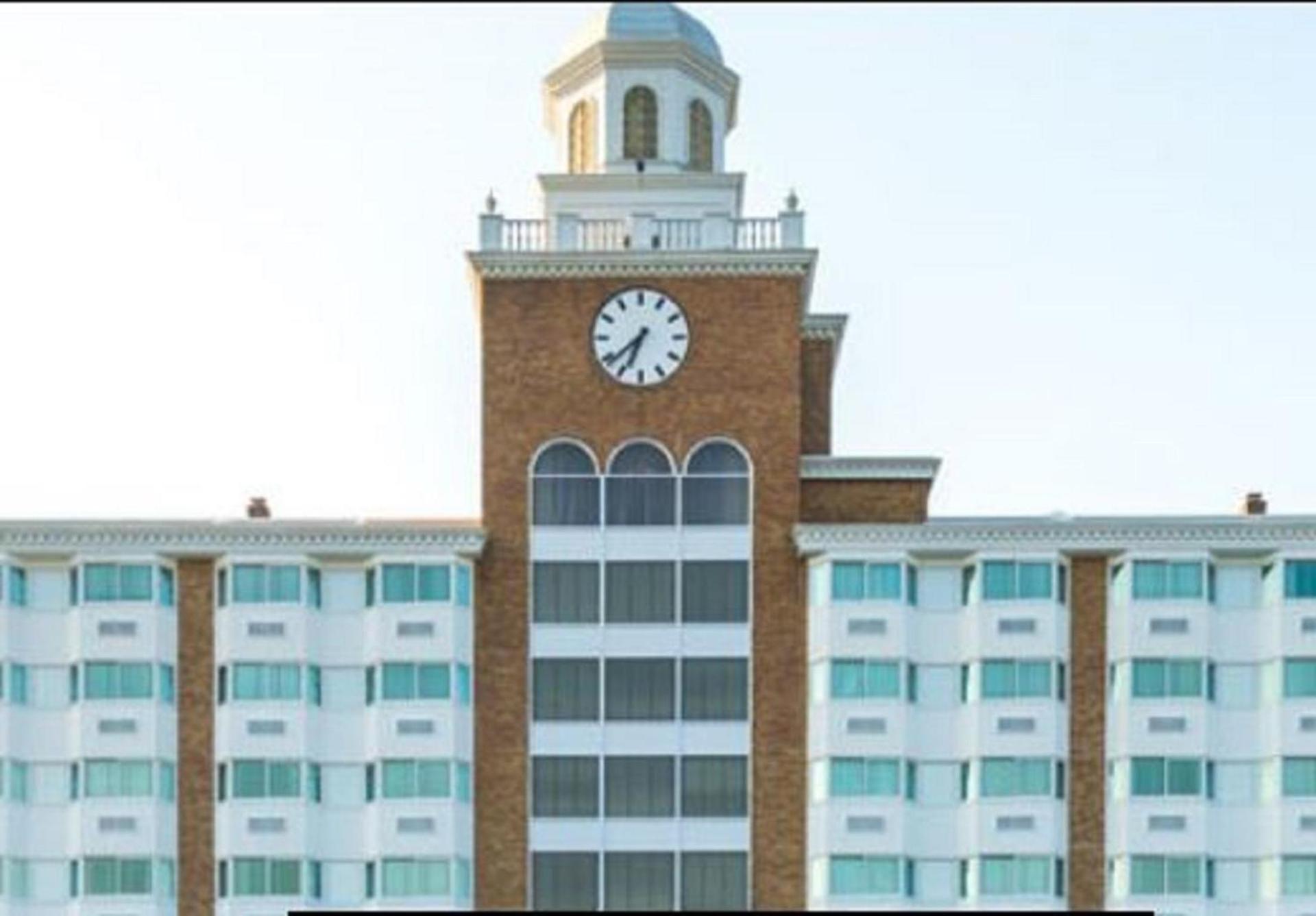 Garden City Hotel photo 36