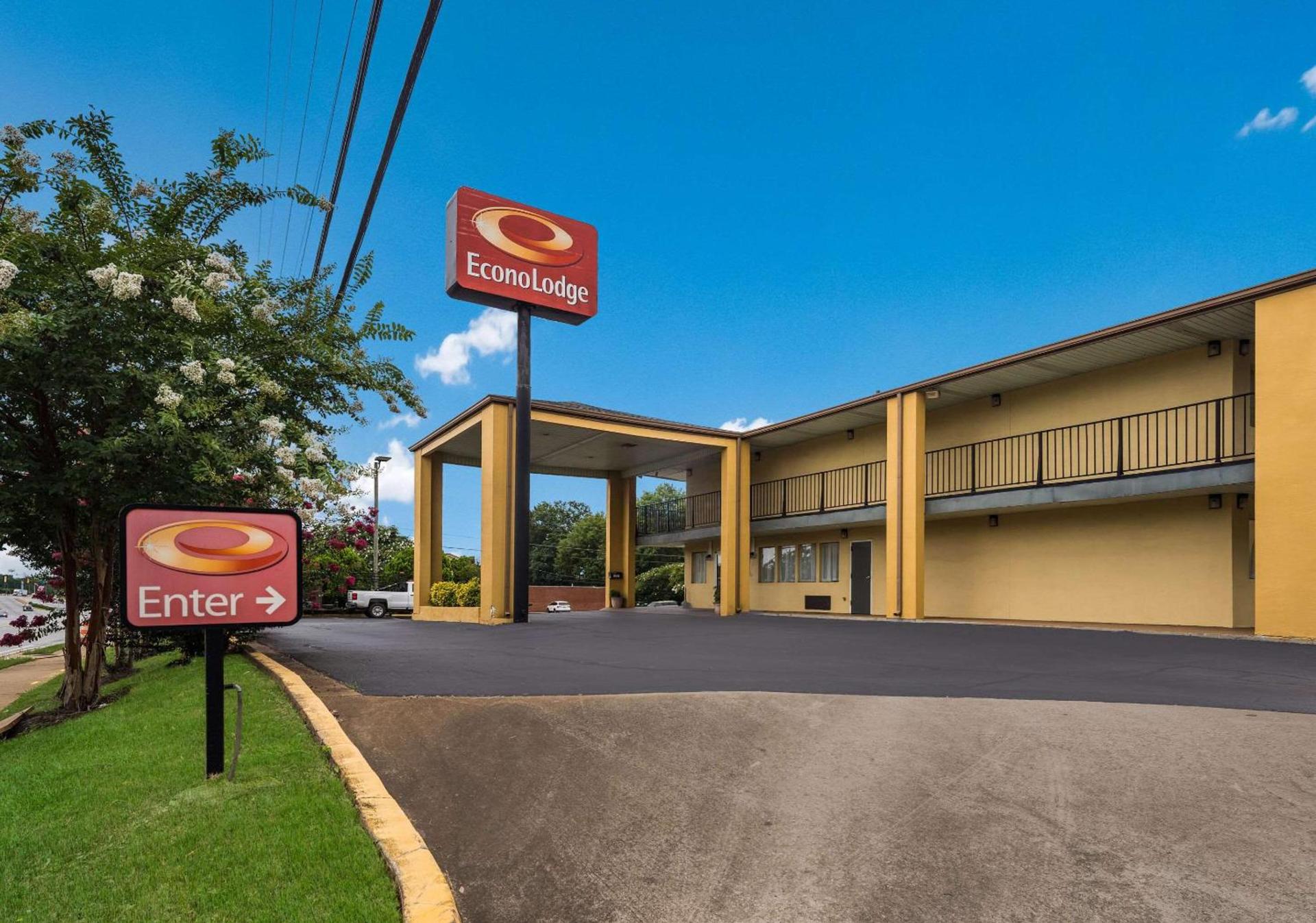 Econo Lodge Thomaston photo 3