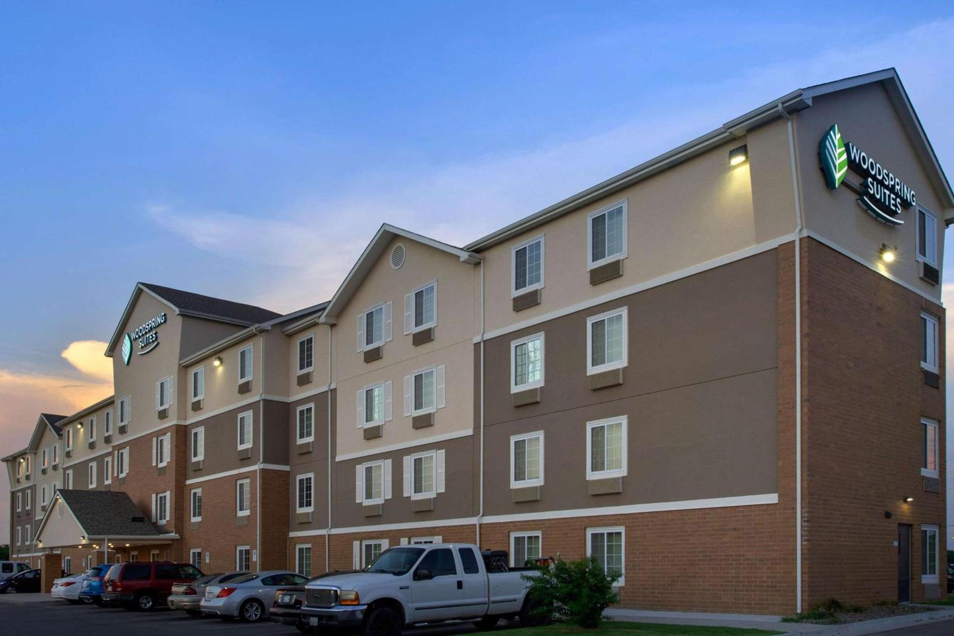 WoodSpring Suites Broken Arrow photo 5