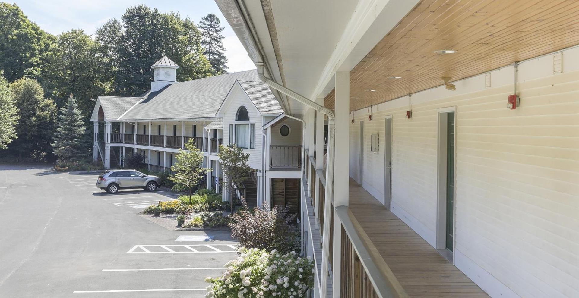 Fairbanks Inn photo 19