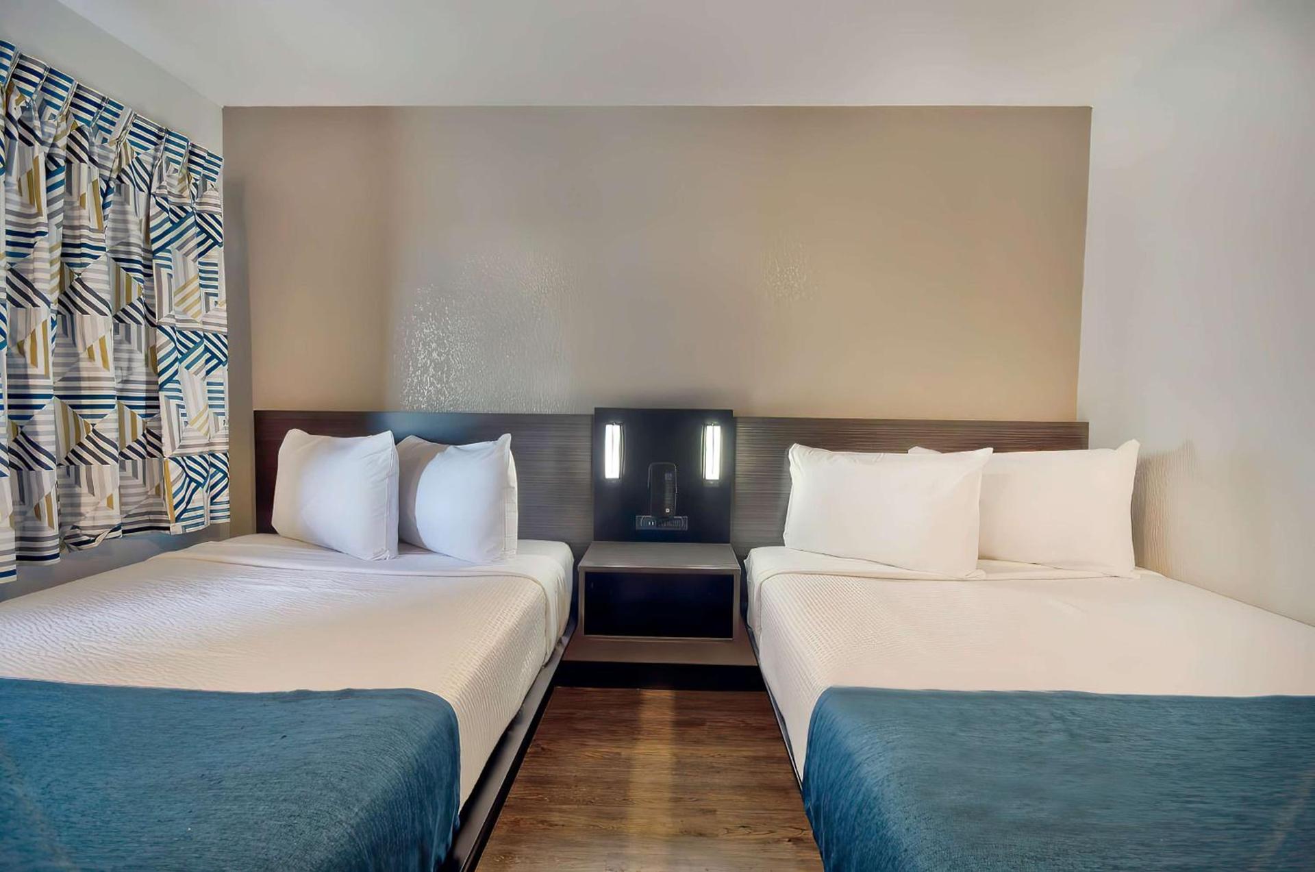 Motel 6-Palmdale, CA photo 8