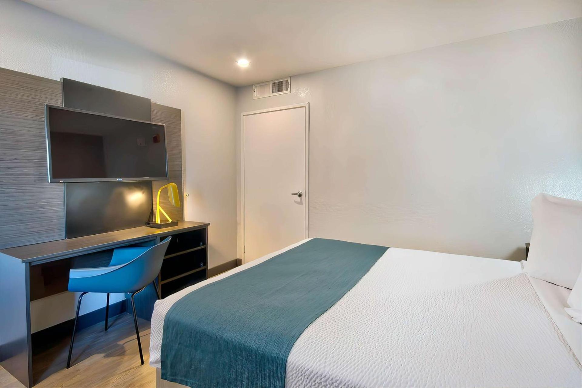 Motel 6-Palmdale, CA photo 9