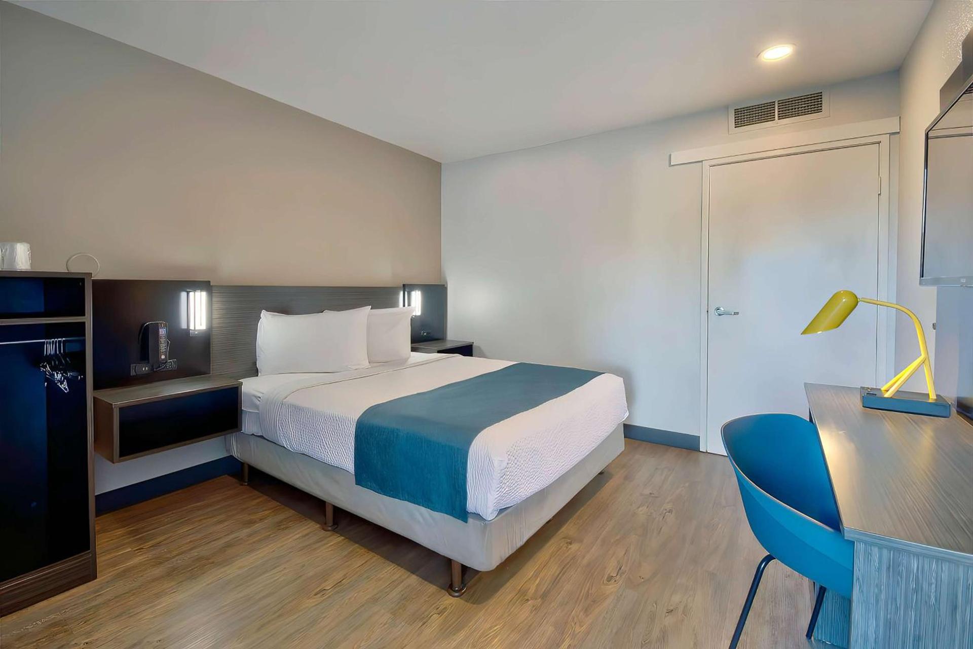 Motel 6-Palmdale, CA photo 12