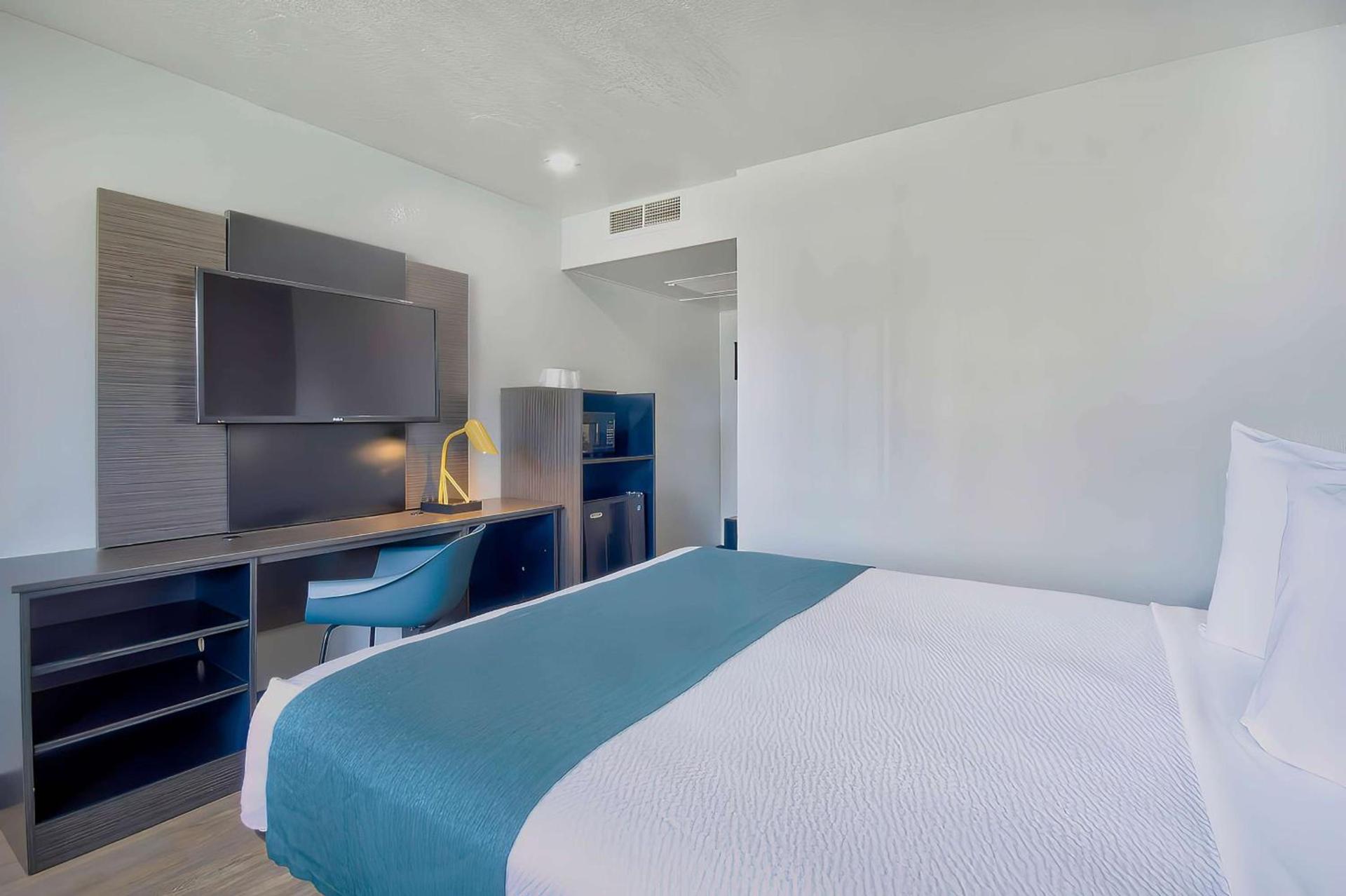 Motel 6-Palmdale, CA photo 15