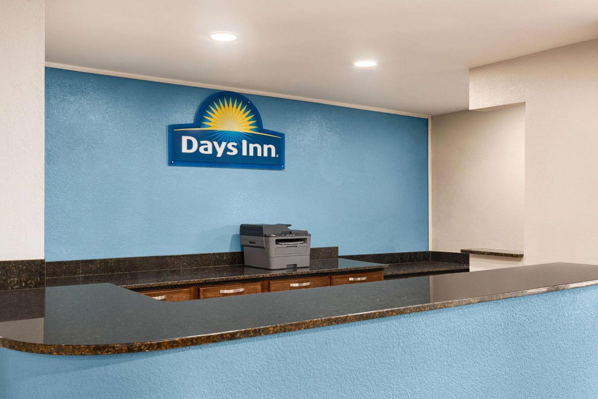 Days Inn by Wyndham Demopolis photo 4