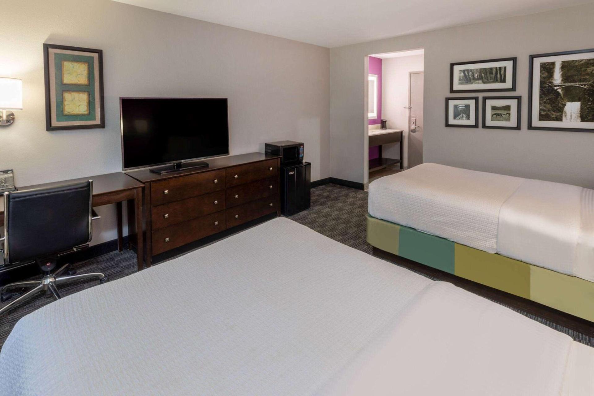 La Quinta by Wyndham Houston NW Brookhollow photo 17
